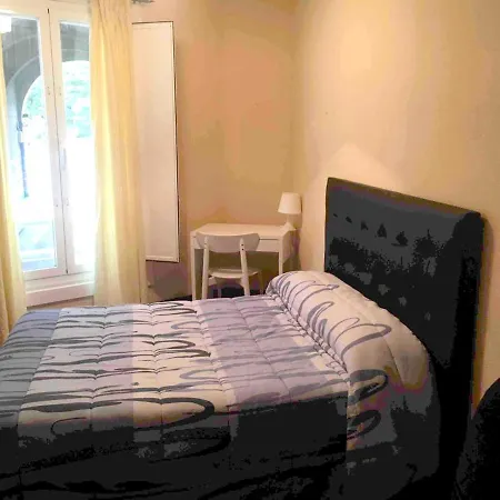 Spacious In 80 M² With Parking Appartamento *