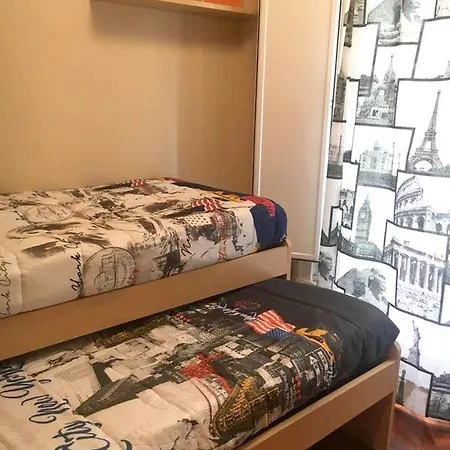 Appartamento Spacious In 80 M² With Parking