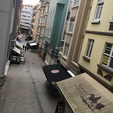 Spacious In 80 M² With Parking La Coruña
